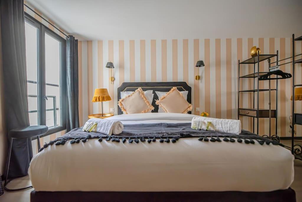 Monsieur Montmartre - Moulin Rouge Residence パリ 部屋 写真