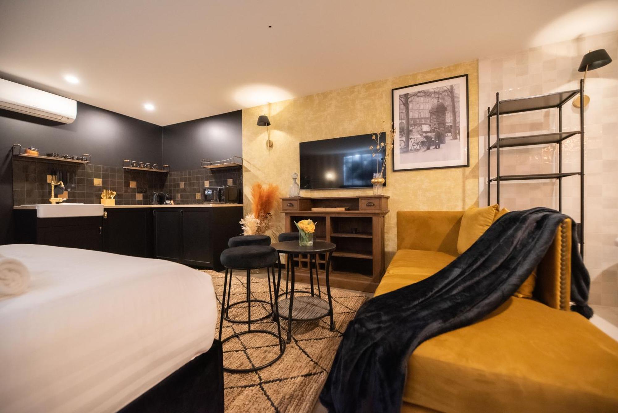 Monsieur Montmartre - Moulin Rouge Residence パリ エクステリア 写真
